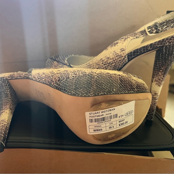 🔥STUART WEITZMAN Grey Snake Platform Sling Back Open Toe Vevey Heels Pumps 8US - Picture 7 of 11